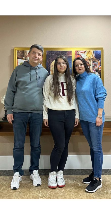 KİFOZU 3,5 AYDA 37 DERECE AZALDI KİFOZU 3,5 AYDA 37 DERECE AZALDI