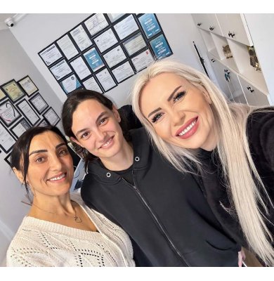 YAREN’İN SKOLYOZU 12 DERECE GERİLEDİ